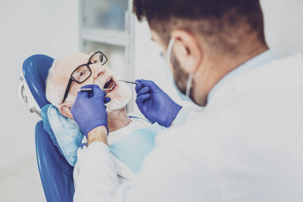 Best Walk-In Emergency Dentist in Oronoque, CT